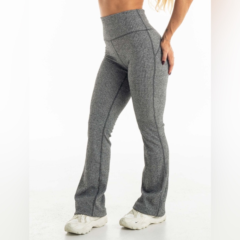 ECHT Women's Gray 2 piece set - Picture 4 of 8